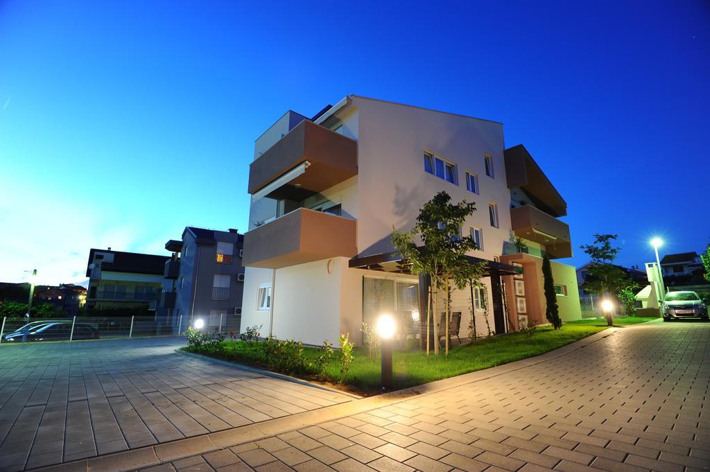 Apartments Hills Задар Стая снимка