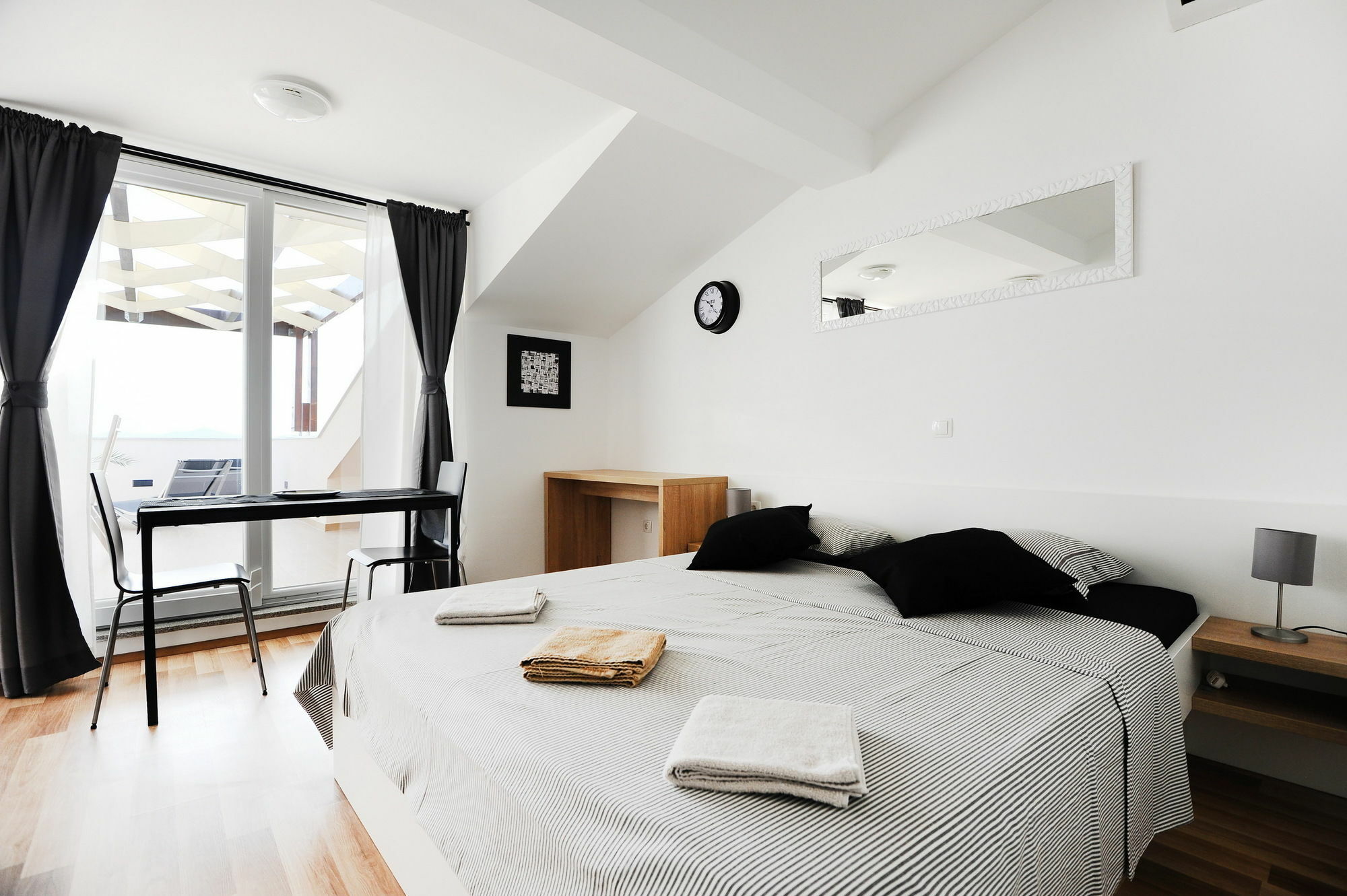 Apartments Hills Задар Екстериор снимка
